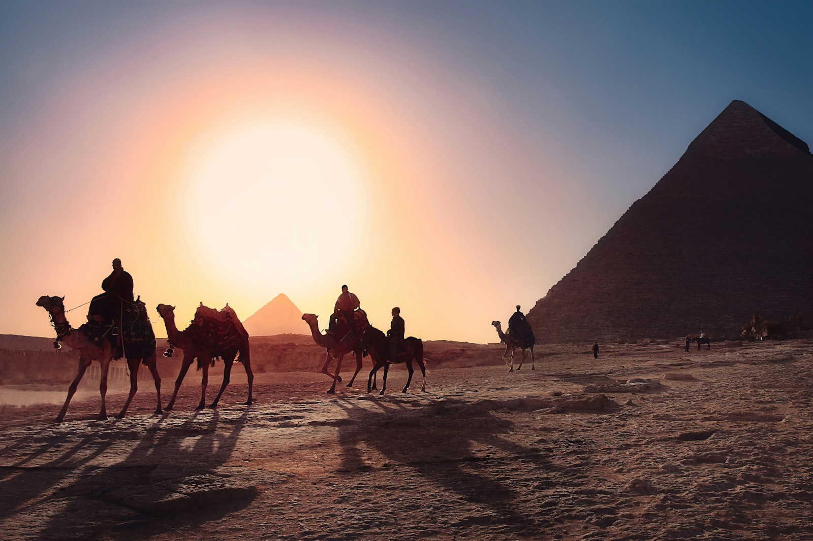 Cairo & Pyramids