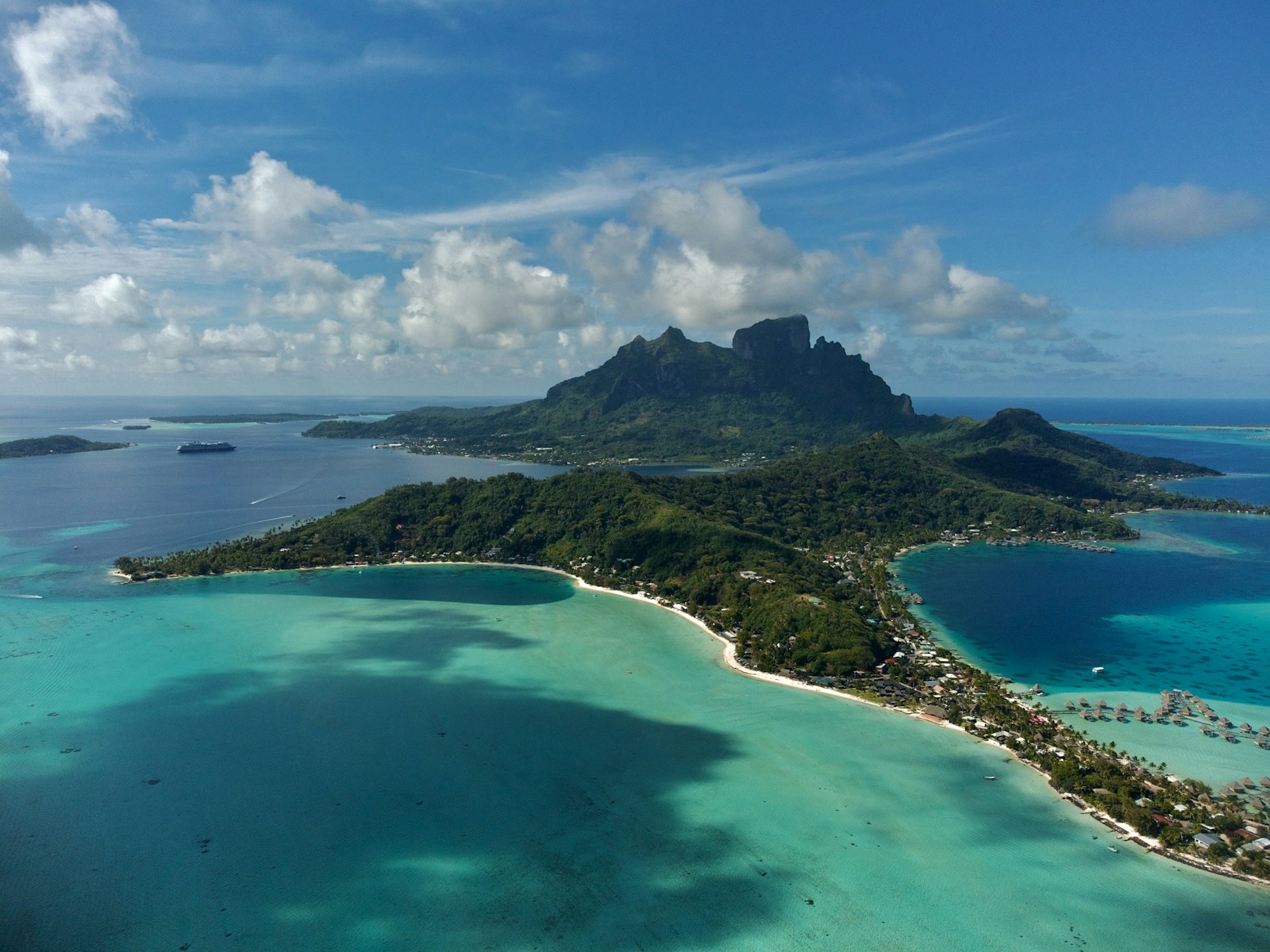 Bora Bora Travel Guide 2026: Everything You Need to Know Before You Go